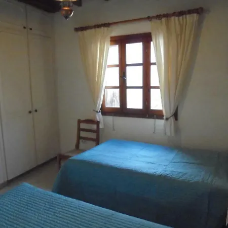 Village House Limassol Semesterbostad Agios Tychonas