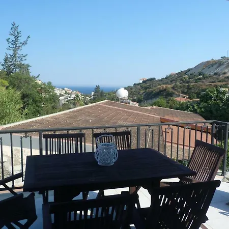 Village House Limassol Semesterbostad *